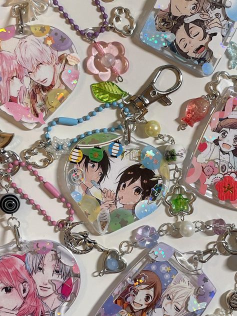 Charm Collection, Manga Couples, Bags Backpacks, The Cutest, Labour Day, Keychains, Accessory Gift, Pet Supplies, Display Homes