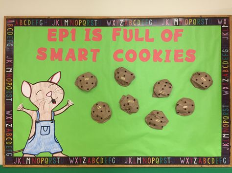 Bulletin board, back to school, cookie art, if you give a mouse a cookie, preschool If You Give A Mouse A Cookie Bulletin Board, Cookie Bulletin Board, Kindergarten Classroom Themes, Bullentin Boards, Mouse A Cookie, Preschool Bulletin, Preschool Bulletin Boards, Back To School Party, Themed Classroom