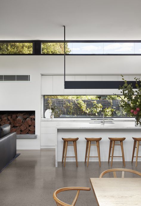 Window Backsplash, Modern Kitchen Window, Concrete Houses, Ultimate Kitchen, House Extension, Modern Kitchens, Australian Homes, Open Kitchen, Design Living