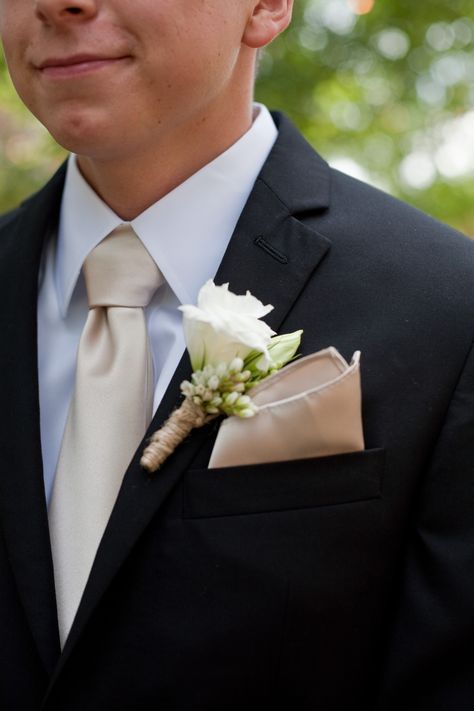 Groomsmen Black And Champagne, Black Suit Taupe Tie Groomsmen, Groomsmen Champagne Tie, Black And Beige Suits For Men, Black Suit With Neutral Tie, Black Suit Neutral Tie, Black Suit Cream Tie, Groom Black Suit Champagne Tie, Black Suit Champagne Tie Groomsmen