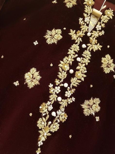 Embroidery Bail, Kora Dabka Work Embroidery, Dabka Work Embroidery, Embroidery Frocks, Casual Bridal Dress, Dabka Work, Simple Sewing Tutorial, Agha Noor, Bridal Gift Wrapping Ideas