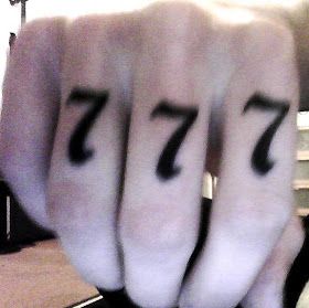 Hannes De Buhr (Yu Phoenix), "777" finger tattoo. 777 Tattoo, Angel Numbers, Finger Tattoos, What’s Going On, Yule, Cute Tattoos, Tattoos And Piercings, Life Insurance, I Tattoo