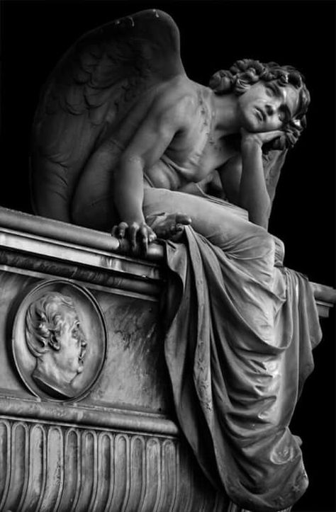 Angel of the Night ~ Giulio Monteverde (1837–1917) Angel Of The Night, Cemetery Angels, Classic Sculpture, Greek Statues, Angel Statue, Angel Sculpture, Roman Sculpture, Cemetery Art, Greek Sculpture