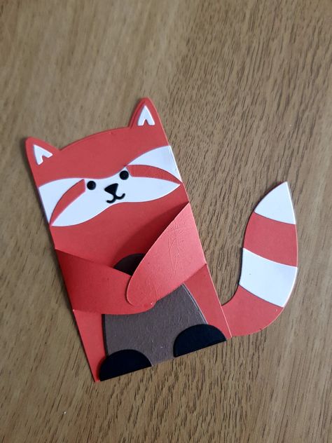 Lawn Fawn Woodland Critters - Red Panda Red Panda Gifts, Red Panda School Project, Red Panda Valentines Boxes, Red Panda Crafts For Preschool, Red Panda Birthday Party Ideas, Red Panda Crafts, Red Panda Party, Red Panda Party Ideas, Red Panda Craft