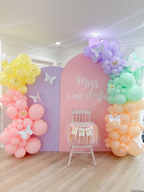 Kalisan Macaron Pastel Balloons with Butterflies Butterfly Theme Birthday Decoration, Butterfly First Birthday Party, Butterfly Birthday Party Decorations, Miss Onederful, Candy Theme Birthday Party, Decoration Buffet, 1st Birthday Girl Decorations, Butterfly Birthday Party, Pastel Girl