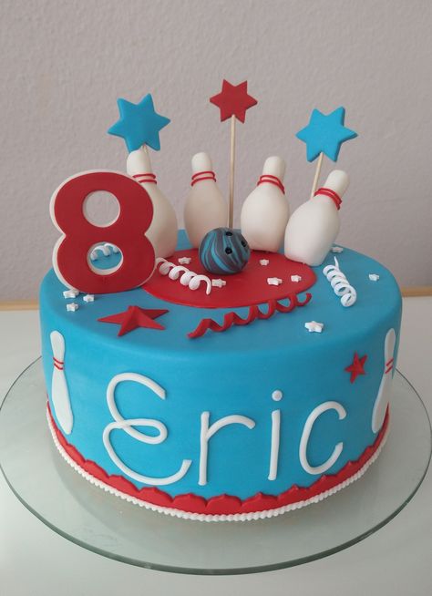 Cake Bowling Theme, Bowling Cakes For Boys, Bowling Theme Cake, Bowling Cake Ideas, Bowling Party Cake, Gaming Birthday Cake, Bowling Birthday Cake, 9 Birthday Cake, Bowling Cake