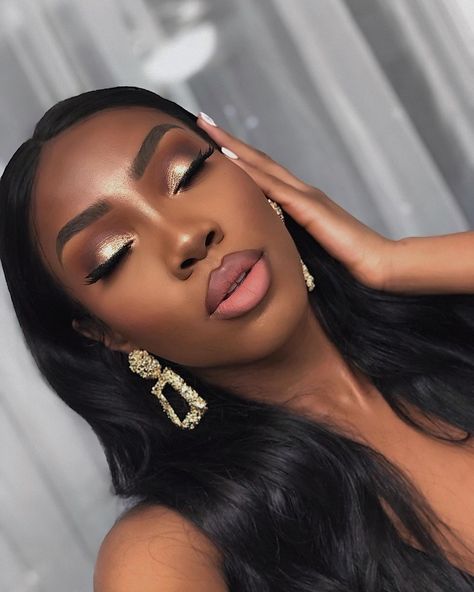 Black Bridal Makeup Dark Skin, Maternity Makeup, Brides Hairstyles, Bridesmaid Nails, Black Bridal Makeup, African Makeup, 2022 Makeup, Makeup Cantik, Black Brides