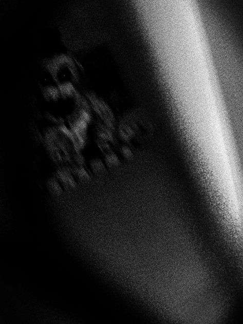 Spring Trap Scary, Fnaf Dark Aesthetic, Freddy Fazbear Aesthetic, Five Nights At Freddy's Aesthetic, Fnaf Scary Creepy, Fnaf Realistic, Scary Animatronics, Realistic Fnaf, Fnaf Wallpapers Aesthetic