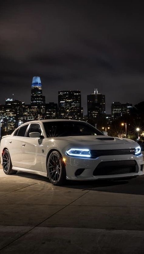 Charger Dodge Wallpaper, Charger Hellcat Wallpapers, Charger Srt Hellcat Wallpaper, Dodge Charger Wallpapers, White Dodge Charger, Illegal Racing Aesthetic, Doge Challenger, Dodge Charger Gt, Dodge Charger Hellcat