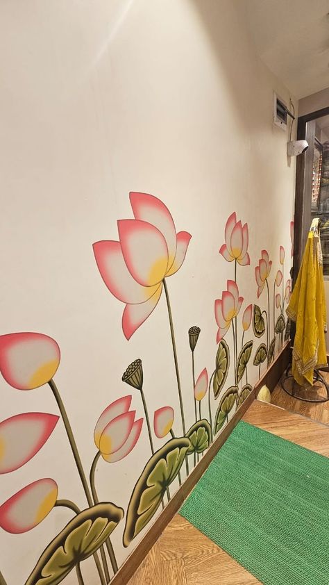 Lotus Wall Painting Ideas, Lotus Wall Mural, Lotus Painting On Saree, Krishna Wall Painting Ideas, Lotus Painting On Wall, Lotus Wall Painting, Krishna Wall Painting, Lotus Artwork, Laxmi Puja