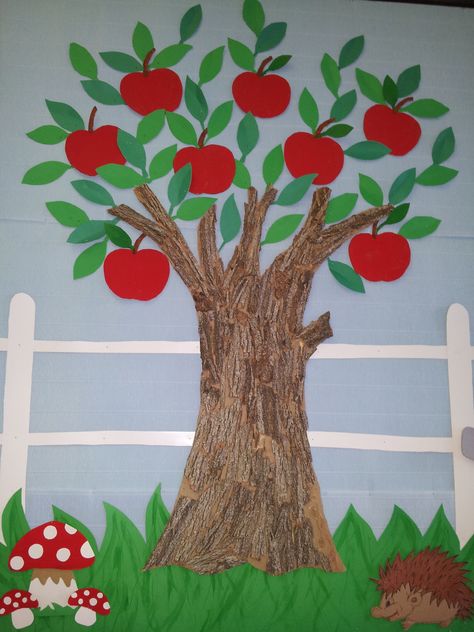 Uređenje Učionice, Apples Activities, Apple Tree Craft, Apple Bulletin Boards, Diy Apple, Shape Chart, Tree Autumn, Apple Activities, Autumn Activities For Kids