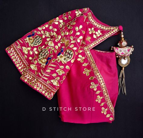 Gotapatti Work Blouses Design, Gotapatti Work Blouses, Gotapatti Blouse, Blouse Design Bridal, Ghagra Design, Bavariya Work, Neck Ideas, Gotapatti Work, Designs Rangoli