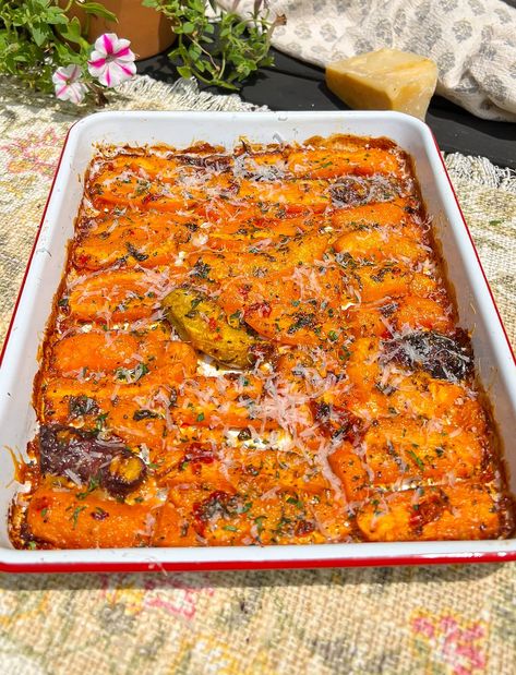 Crunchy carrots tossed in a Calabrian chili and basil marinade, baked until crispy on the bottom with parmesan, are an easy vegetable appetizer the whole family will love! Crispy Parmesan Carrots, Basil Marinade, Parmesan Carrots, Vegetable Appetizer, Starchy Sides, Spinach Bites, Vegan Vegetable Recipes, Crispy Parmesan Potatoes, Parmesan Zucchini Fries