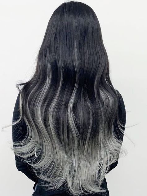 Ash Black Hair Color, Ash Black Hair, Black Hair With Grey Highlights, Black Hair Color Ideas, Ideas For Black Hair, Gray Balayage, Best Hair Dye, Blonde Tips, Hair With Highlights