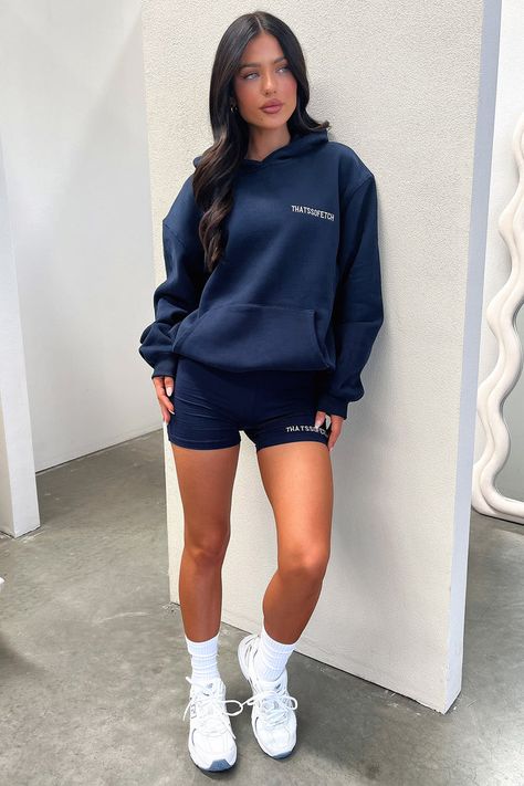 Simple Hoodie, Midi Dress Formal, Long Sleeve Dress Formal, Types Of Girls, Trendy Fall Outfits, Strapless Tops, Mini Dress Casual, Long Summer Dresses, Long Sleeve Midi Dress