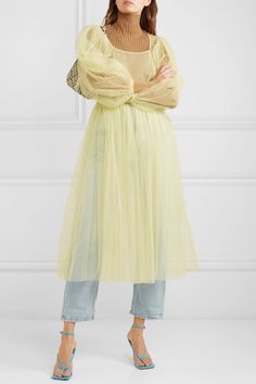 Bottega Veneta Sandals, Tulle Dresses, Tulle Mini Dress, Tulle Midi Dress, Laura Lombardi, Green Tulle, Casual College Outfits, Killing Eve, Ootd Dress