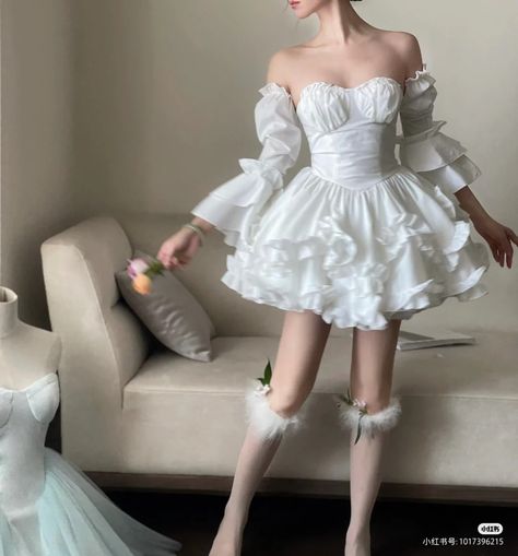 Douyin Dresses, Monochromatic Outfit, Old Fashion Dresses, Fashion Project, Fairy Dress, Couple Aesthetic, Lolita Fashion, Cute Dresses, Style Me