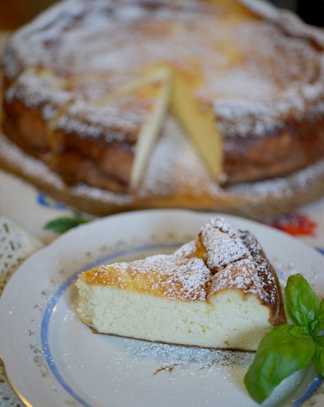 Traditional Polish Cheesecake {Sernik} - Polish Your Kitchen Polish Cheesecake, Polish Food Traditional, Polish Easter Traditions, Polish Foods, Farmer’s Cheese, Dessert Thermomix, Polish Desserts, Polish Easter, Farmers Cheese