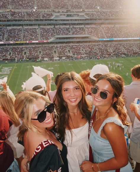 College Football Pictures, College Instagram Post, Game Day Captions, Football Game Pictures, Game Day Pictures, College Pics, College Game Day, College Football Games, College Sorority