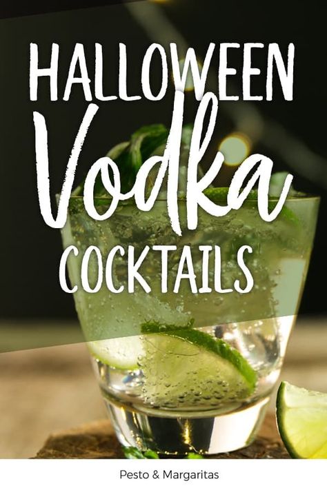 Halloween Cocktails Recipes Vodka, Vodka Halloween Cocktails, Halloween Vodka Drinks, Halloween Vodka Cocktails, Country Cocktails, Apple Sangria Recipes, Flavoured Vodka, Halloween Juice, Apple Pucker