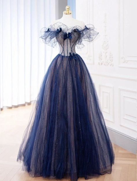 Prom Dress Off Shoulder, Birthday Gowns, Dress Creator, Tulle Long Prom Dress, Fancy Clothes, Off Shoulder Evening Dress, Gowns Dresses Elegant, Exquisite Gowns, Dress Off Shoulder