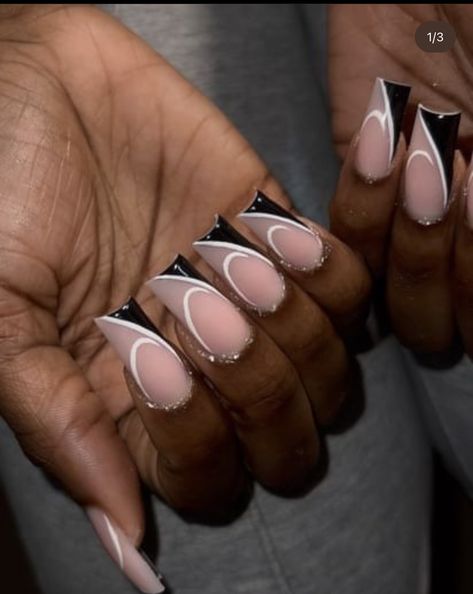 2023 Black And White, Black And White Nails, Acrylic Toe Nails, Black Acrylic Nails, Nails Now, Fully Booked, Colored Acrylic Nails, White Acrylic Nails, Work Nails