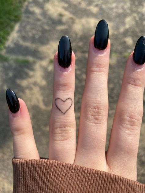 Tattoo Heart Finger, Finger Tattoo Heart, Heart On Finger Tattoo, Red Black Heart Tattoo, Tattoo Ideas Finger, Half Heart Finger Tattoo, Black Heart Finger Tattoo, Finger Heart Tattoo, Middle Finger Heart Tattoo