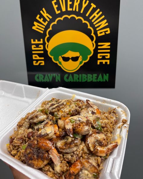 Oxtail fried rice w/jerk shrimp 🍤 - Crav’n Caribbean | Facebook Oxtail Fried Rice With Jerk Shrimp, Oxtail Fried Rice Recipe, Jerk Shrimp, Oxtail Recipes, Jamaican Dishes, Food Babe, Food Pics, Beyonce Queen, Jamaican Recipes