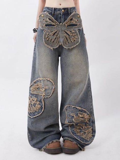 Denim Pants Design, Denim Butterfly, Butterfly Pants, Patch Pants, Patchwork Jeans, Jeans Diy, Denim Details, Butterfly Design, Upcycle Clothes