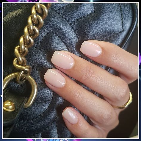 Looking for chic manicure ideas? Check out these 9 trendy neutral toe nail colors that are perfect for any occasion. From soft nudes to elegant taupes, these shades will elevate your look and complement any outfit. Say goodbye to boring nails and hello to sophisticated style with these must-have hues. #neutraltoenailcolors #chicmanicures #nailinspiration Bridesmaid Neutral Nails, Bubble Bath Nail Color, Bubble Bath Nails Opi, Bubble Bath Opi Nails, Subtle Nail Colors, Neutral Toe Nail Colors, Neutral Gel Nail Colors, Nails Bubble Bath, Opi Bubble Bath Gel