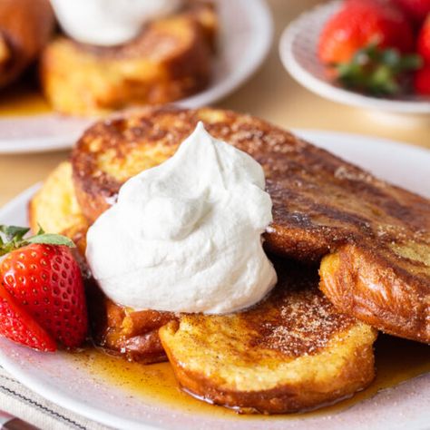 Bourbon French Toast With Whipped Mascarpone Bourbon French Toast, Marscapone Whipped Cream, Lemon Marscapone, Brunch Quiche, Whipped Mascarpone, Breakfast Sweets, Challah Bread, 9x13 Baking Dish, Half Baked Harvest