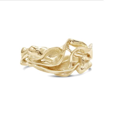 "The undulating waves of kelp blades are recreated in this 14k gold ring. The kelp \"leaves\" flow around the ring, rising a bit in the front and tightening towards the back for a comfortable fit that won't snag on clothes or hair. This is one of our more abstract pieces, if you didn't know it was kelp, it may just feel like the ocean. This is our first design of a water species and we are excited to do more! We like the movement we were able to achieve with this piece, and we are looking forwar Sea Ring, Sea Rings, Ocean Ring, Wave Jewelry, Sea Kelp, Plant Jewelry, Ocean Jewelry, Wave Ring, Ocean Inspiration