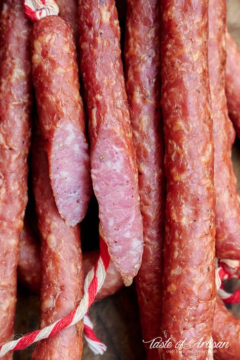 Dried Sausage Recipe, Hungarian Sausage Recipe, Snack Stick Recipe, Pepperoni Recipe, Polish Sausage Recipes, Venison Sausage Recipes, Summer Sausage Recipes, Curing Meat, Cured Meat Recipes