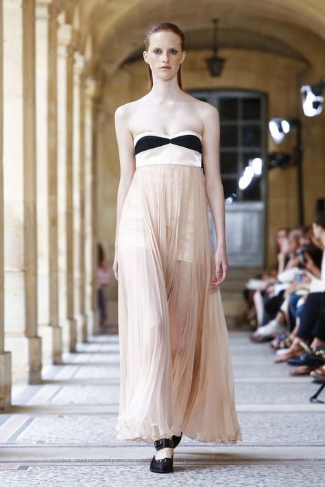 Bouchra Jarrar Couture Fall Winter 2015 Paris - NOWFASHION Bouchra Jarrar, Fall 2015, Couture Collection, Strapless Dress Formal, Strapless Dress, Fall Winter, Formal Dresses, Couture