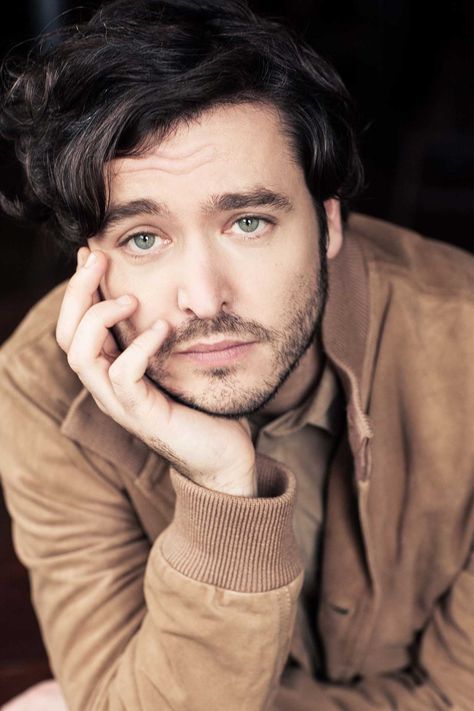 Alexander Vlahos, Ice Hockey Rink, Evan Williams, Drama School, Rp Ideas, Living In Paris, Cheer Me Up, Character Inspo, Reality Tv Shows