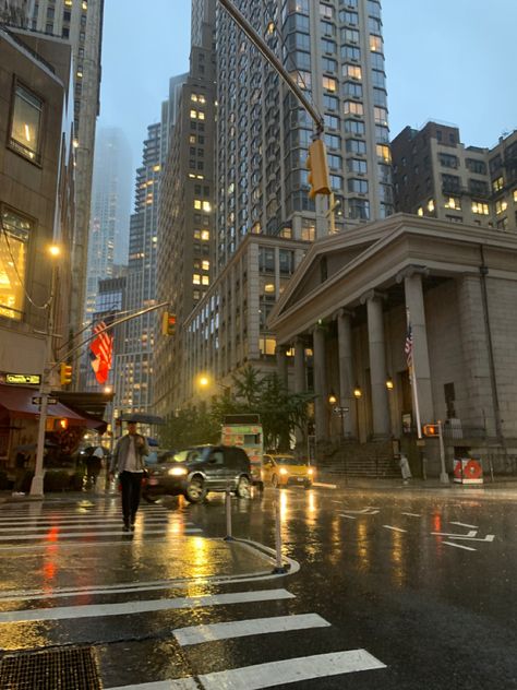 Nyc Rain, Fog Aesthetic, New York Rain, City Rain, Calm Music, Rainy City, Nyc Baby, Empire State Of Mind, Nyc Aesthetic