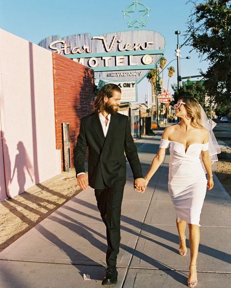 Vegas Elopement Photographer (@lasvegaselopement) • Instagram photos and videos Fun Vegas Elopement, Las Vegas Elopement Aesthetic, Vegas Elopement Invitations, Vegas Elopement Announcement, Las Vegas Elopement Announcement, Vegas Elopement, Las Vegas Elopement, Elopement Inspiration, Elopement Photographer