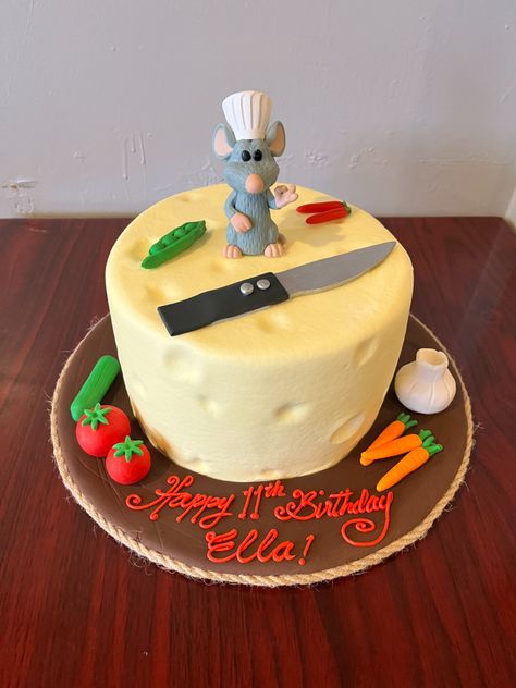 Up Birthday Cake Pixar, Disney Birthday Cakes Simple, Ratatouille Themed Birthday Party, Ratatouille Birthday Cake, Ratatouille Party Ideas, Ratatouille Cake, Ratatouille Birthday, Ratatouille Film, Ratatouille Party