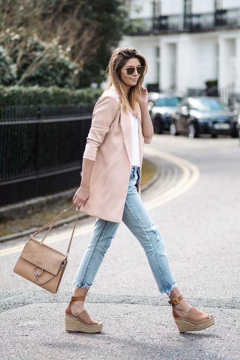 Trendy Blazer Outfits, Wedge Outfit, Espadrilles Outfit, Neutral Color Outfits, Chloe Wedges, Wedges Outfit, Trendy Blazers, Pijamas Women, Nude Outfits