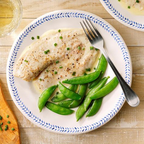 Steamed Tilapia In Wine Sauce Exps Ftmz21 139657 B03 10 6b 3 Steamed Tilapia, Healthy Fish Recipes, Pear Wine, Dried Pears, Ginger Salmon, Seafood Recipes Healthy, Spicy Salmon, Healthiest Seafood, Fish Recipes Healthy