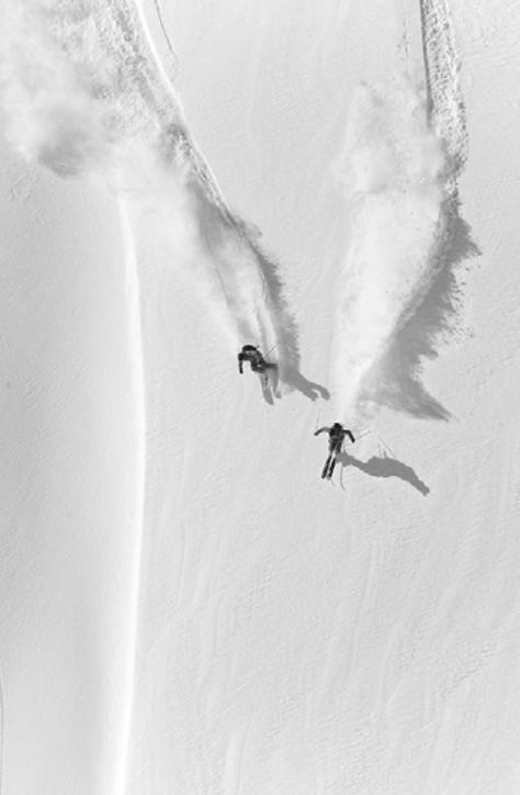 Skiing Art, Skiing Aesthetic, Ski Aesthetic, Ski Vintage, Ski Bunnies, Vientiane, Aerial Photograph, Winter Inspo, Ski Holidays