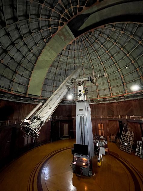 Victorian Observatory, Observatory Room, Astral Observatory, Observatory Wedding, Room Perspective Drawing, Homework Board, Silent Sky, Space Observatory, Mediterranean Revival