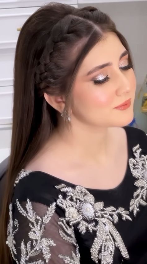 Hairstyles For Long Hair For Functions, Hairstyle For Recognition, Hairstyles For Mehendi Function, Hair Styles For Mehndi Function, Pakistani Hairstyles For Eid, Eid Hairstyles, Reception Hairstyles, Mehndi Hairstyles, Hairstyles For Gowns