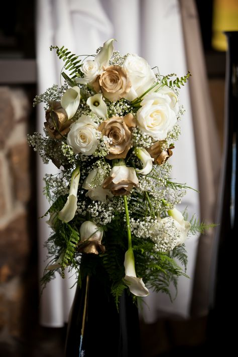 Cream And Gold Bouquet, Nye Wedding Bouquet, Green And Gold Wedding Bouquet, White And Gold Wedding Bouquet, Green And Gold Bouquet, Ivory Wedding Flowers Bouquet, Ivory And Gold Wedding, Gold Wedding Bouquets, Gold Winter Wedding