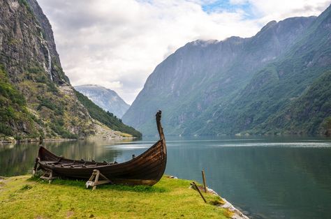 Viking Boat, Njardar (Sognefjord) | Flickr - Photo Sharing! Viking Boat, Norwegian Vikings, Viking Books, Norway Viking, Norway Nature, Viking Life, Viking Ship, All In The Family, Viking History