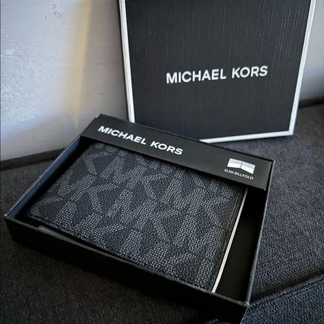 NWT authentic MK monogram wallet black Mk Monogram, Micheal Kors Wallet, Card Id, Bifold Wallet, Slots, The Social, Credit Card, Michael Kors, Gift Box