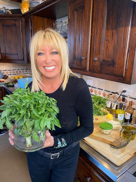 Basil And Parsley Pesto, Parsley Preserving, Cooking With Parsley, Basil Parsley Pesto Recipe, Garden Farming, Herb Spiral, Parsley Pesto, Basil Olive Oil, Baby Tomatoes