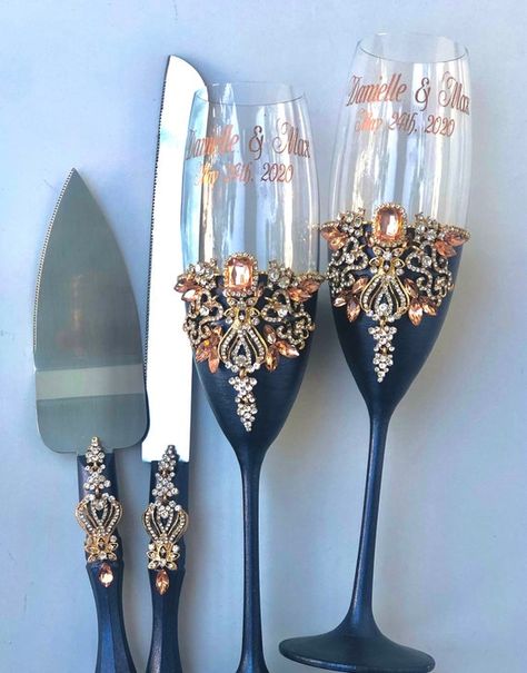 Navy Blue Rose Gold Wedding, Blue Rose Gold Wedding, Engraved Cake Server Set, Gold Wedding Glasses, Engraved Cake Server, Navy Blue Wedding Theme, Hand Painted Champagne Flutes, Gold Champagne Flutes, Navy Blue And Gold Wedding