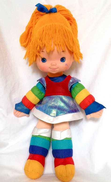 80s toys Rainbow Brite...I LOVED her!! Would make the perfect gift for a little girl even today if she wasn't SOOOO expensive! ;) 80s Girl Toys, 80’s Toys, 1980s Childhood, 1980s Toys, Baby First Halloween, Nostalgic Toys, Popular Toys, 80s Toys, Rainbow Brite