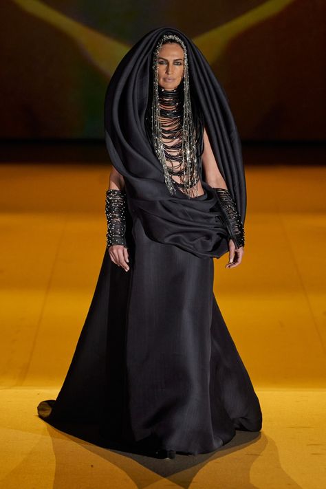 Stephane Rolland 2024, Stephanie Rolland, Couture 2024, Bene Gesserit, Drag Queen Outfits, Haute Couture Looks, Studio Photography Fashion, Arabian Night, Stephane Rolland